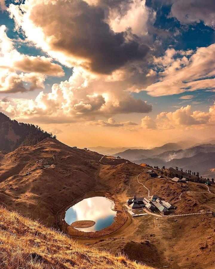 Heavenly Forest Prashar Lake 外观 照片